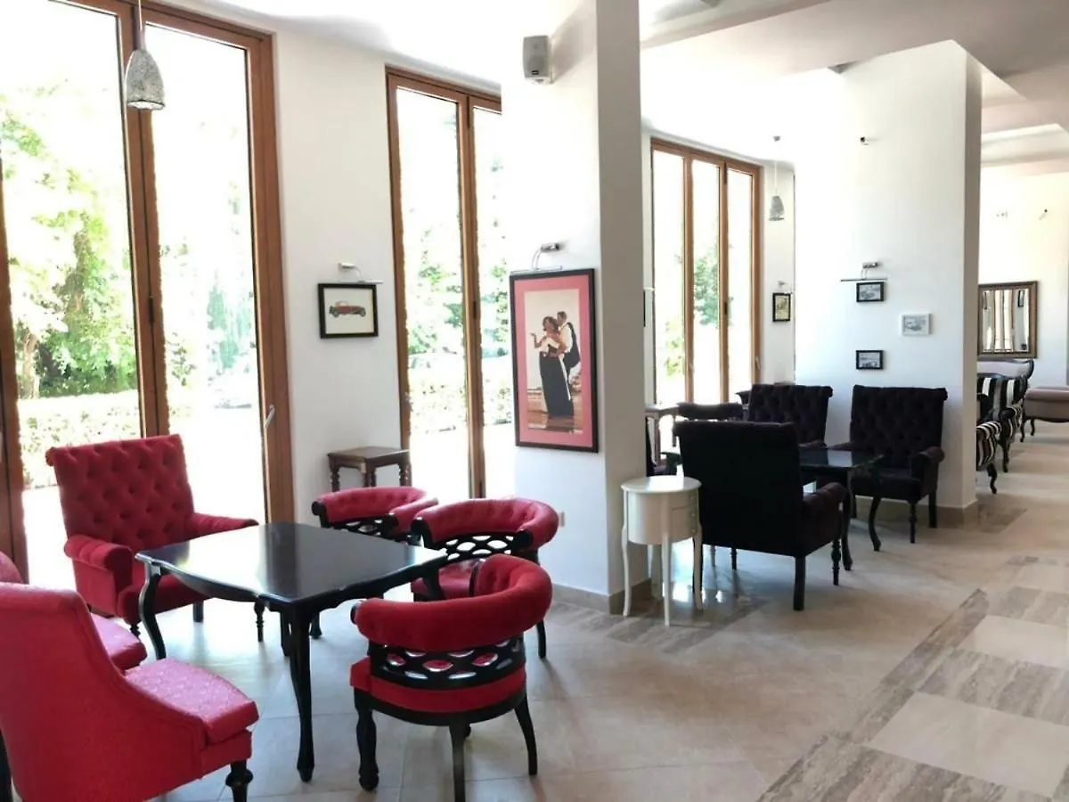 Sunrise Luxury Sauth Bay Apartment Varna 0*,
