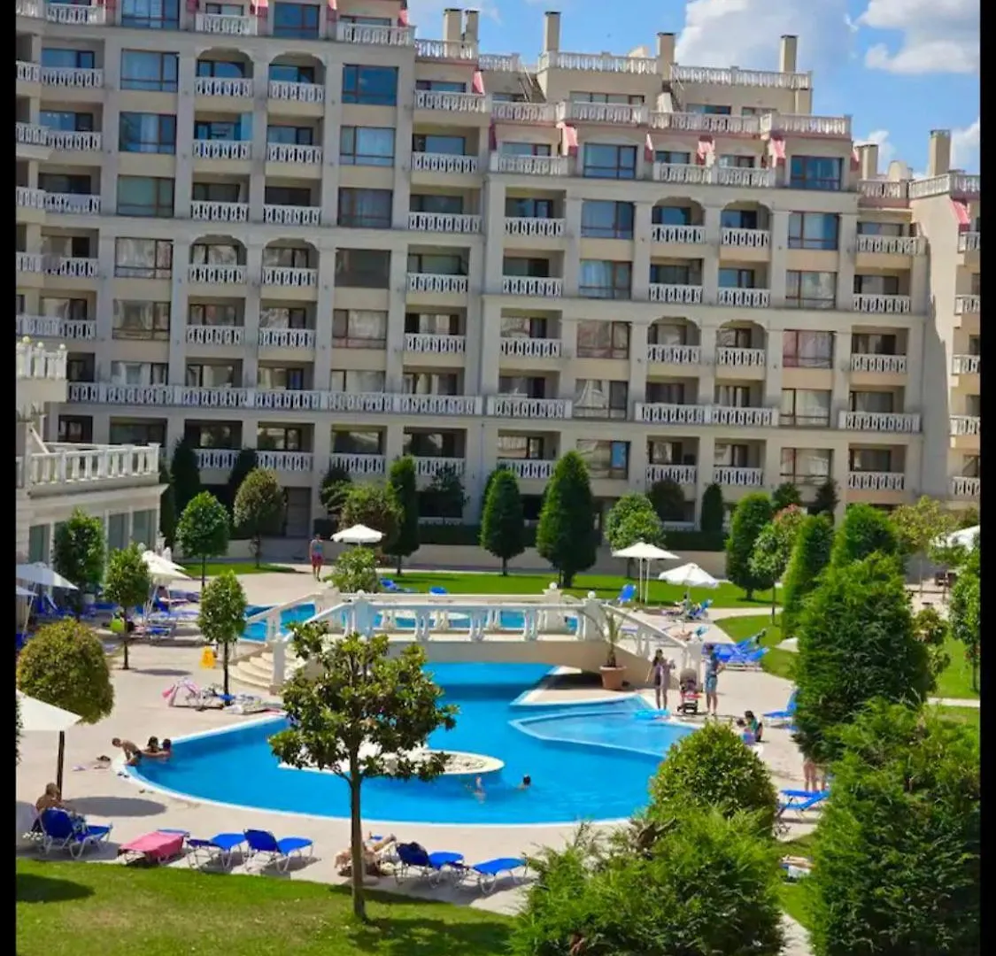 Sunrise Luxury Sauth Bay Apartment Varna